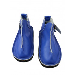 Hand-made Vagabond shoes in blue.