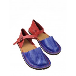 Handmade colorful women's sandals from the Trek studio