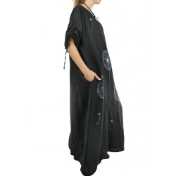 Długa czarna sukienka lniana oversize NP, ozdobiona ręcznie malowanymi dmuchawcami