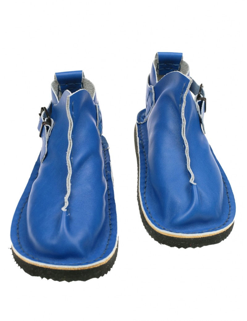 Ręcznie robione niebieskie buty Vagabond.