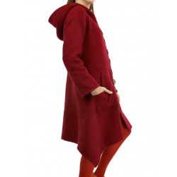 Short, maroon women's coat with a hood made of steamed wool.