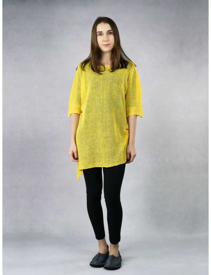 Yellow knitted linen blouse.