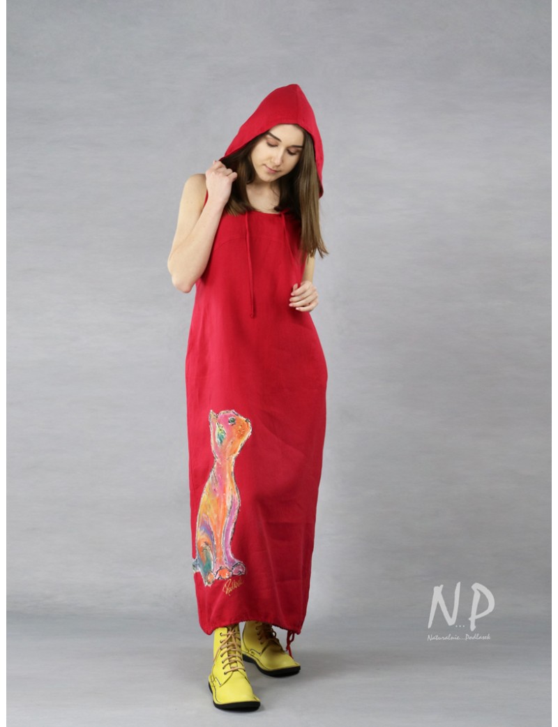 Ręcznie malowana czerwona sukienka lniana z kapturem
