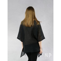 Black linen blouse with elongated sides, decorated with hand-painted poppies
