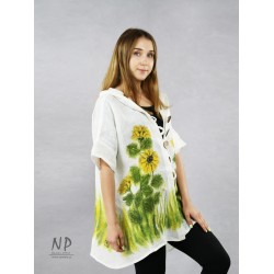 Ecru linen hoodie, decorated with hand-painted sunflowers