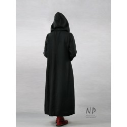 Long black coat with a hood made of linen