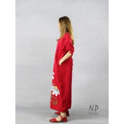 Red oversize dress made of linen, decorated with hand-painted flowers