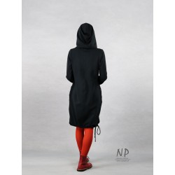 Hand-painted short black dress with a hood, made of knitted cotton