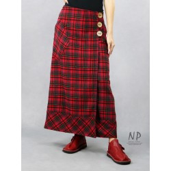 Long woolen wrap skirt with a red plaid, buttoned coconut shell