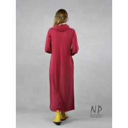 Long, burgundy knitted turtleneck dress, decorated with hand-painted leaves