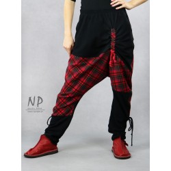 Checked Aladdin pants with pockets and tapered legs