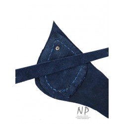 A wide decorative navy blue leather belt for the dress
