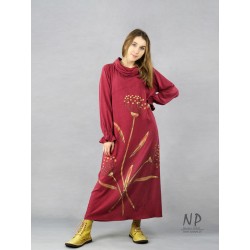 Burgundy knitted turtleneck dress decorated with hand-painted flowers.