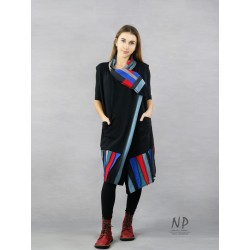 Long, knitted cotton vest with pockets, decorated with colorful patchwork