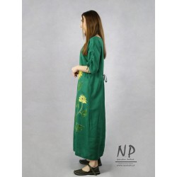 Oversize dress, made of natural linen, decorated with hand-painted sunflowers