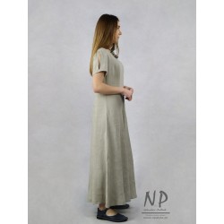 A-type linen dress with short slit sleeves, a round neckline and a zipper on the back