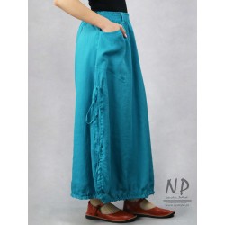 Long linen skirt in a baubles cut with sewn pockets