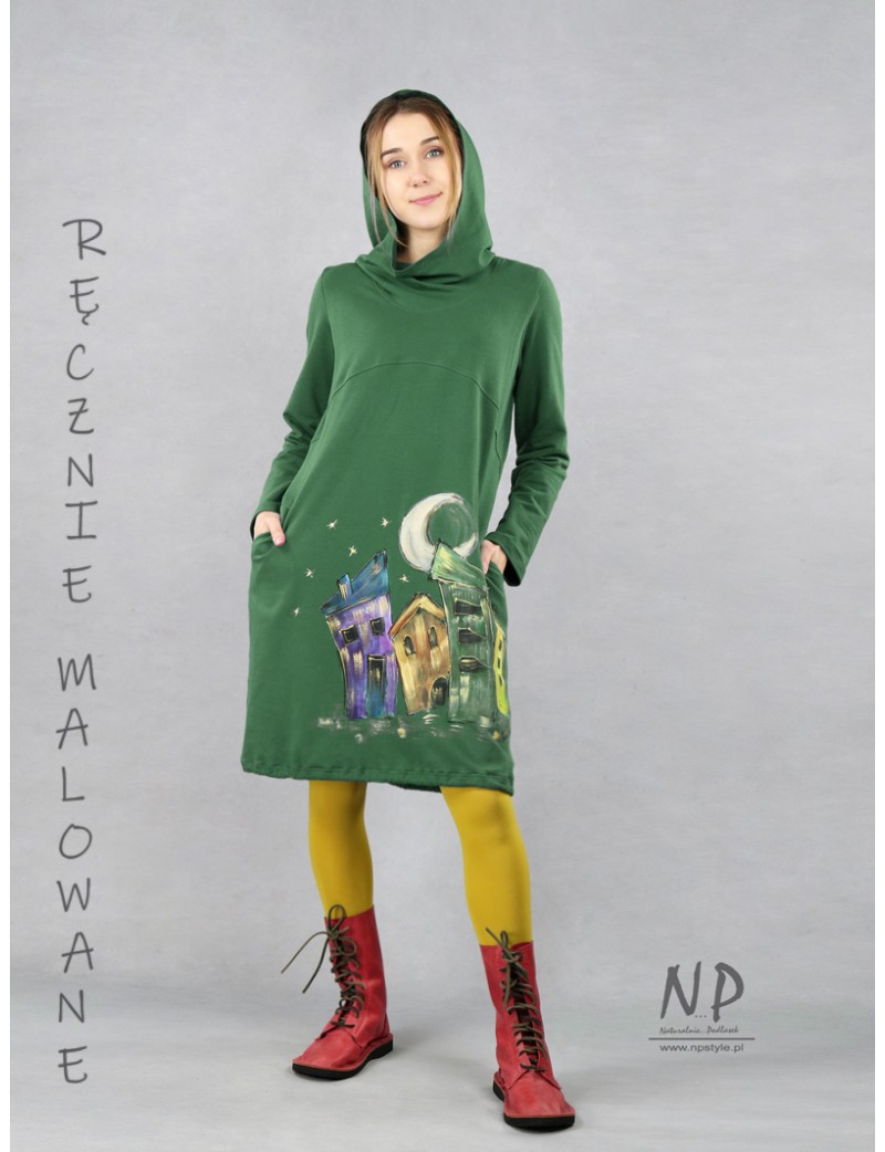 Green short dress with a hood made of knitted cotton