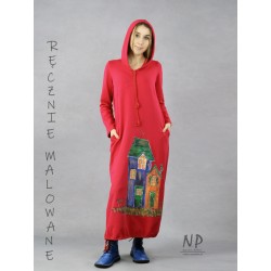 Red maxi dress with a hood made of knitted cotton, decorated with hand-painted houses.