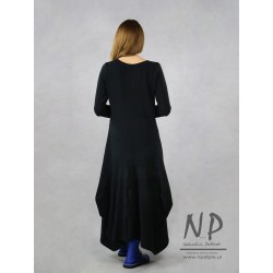 Hand-painted long asymmetrical dress with longer sides, made of thicker fabric