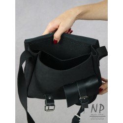 Women's black leather shoulder bag