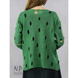 Lniany sweter z dziurami damski w kolorze zielonym