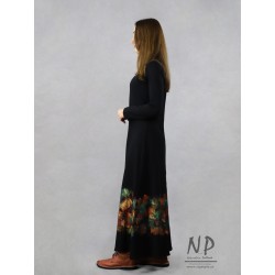 Hand-painted knitted maxi dress with long sleeves and a round neckline