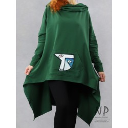 Hand-painted green long oversize sweatshirt with a hood, made of cotton knitwear