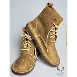 Hand-stitched honey beige leather high boots from Trek