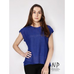 Blue loose sweater blouse made of linen with short sleeves decorated with a hemstitch