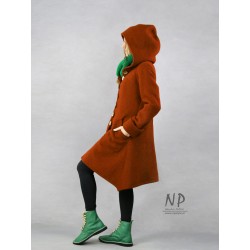 Short auburn coat with a hood made of the highest quality woolen fabric