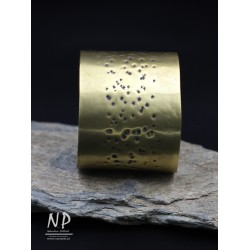 Hand forged wide bracelet made of brass sheet