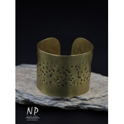 Hand forged wide bracelet made of brass sheet