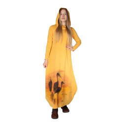 Hand-painted honey-colored bauble dress with a hood, made of cotton knit fabric