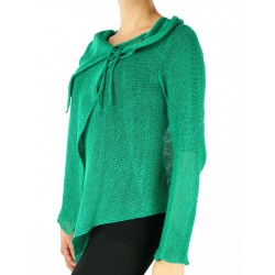 Green linen sweater made on a knitting machine