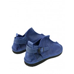 Ręcznie robione skórzane buty Vagabond w kolorze ciemno niebieskim.